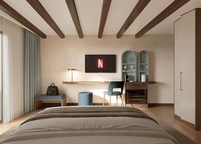 Vista Lakefront Boutique Hotel