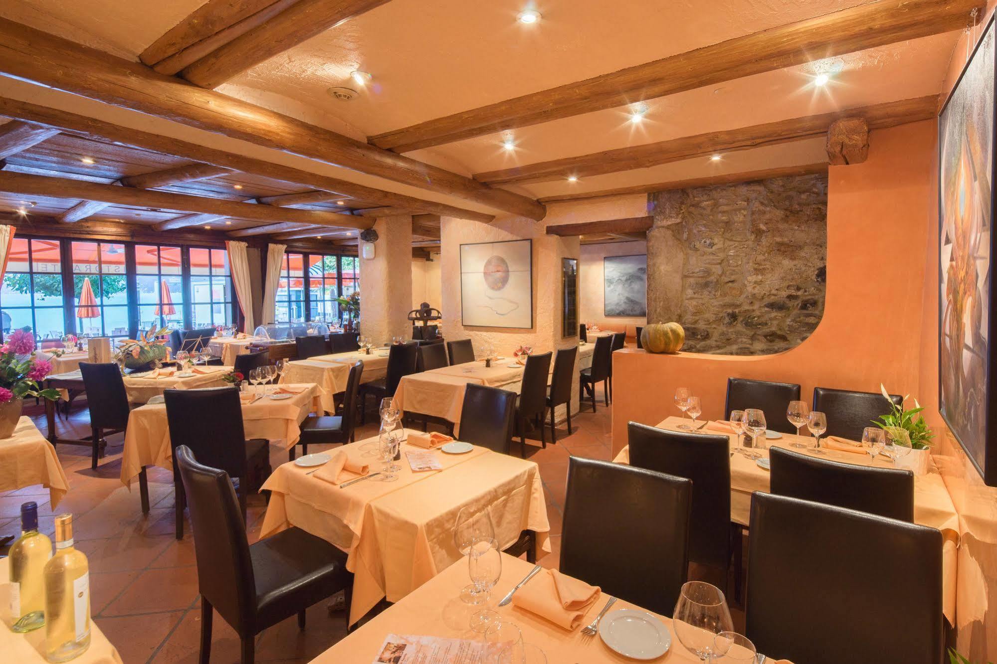 Vista Lakefront Boutique Hotel 3*